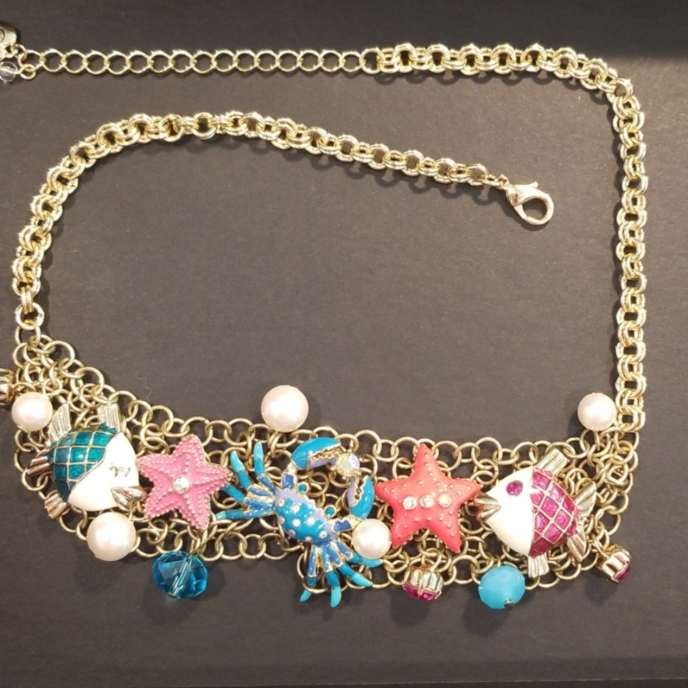 BETSY JOHNSON necklace